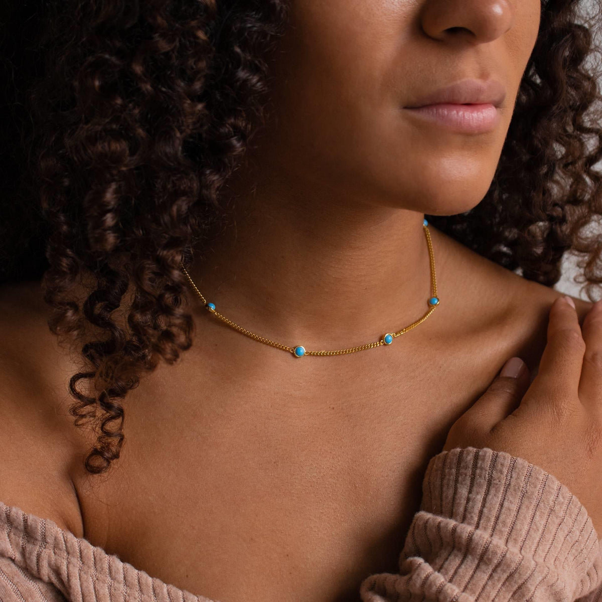 Serene Elegance Turquoise Necklace